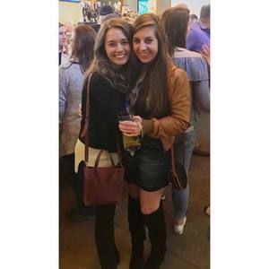 Meet your Posher, Lauren